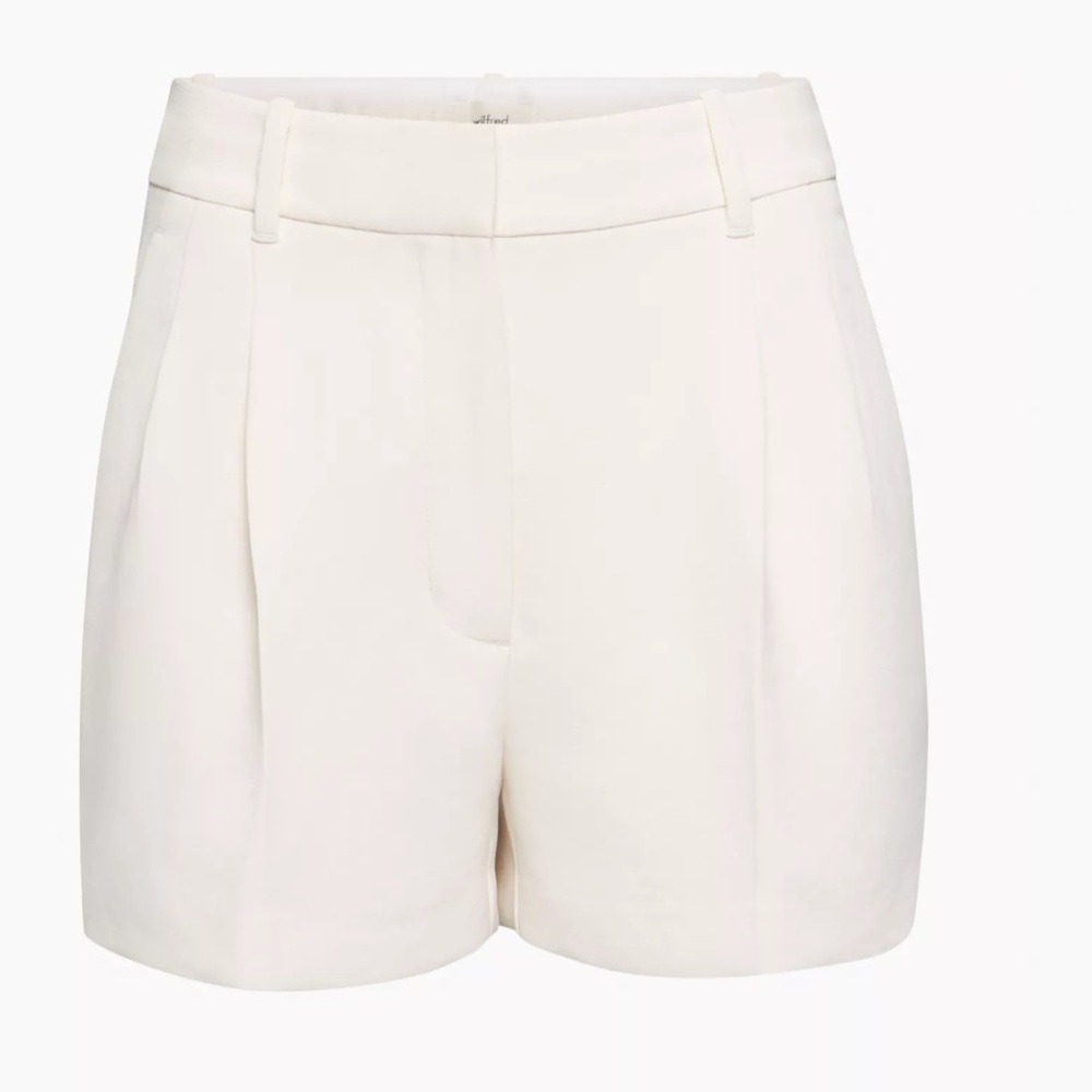 Aritzia Wilfred Effortless 3’’ Shorts